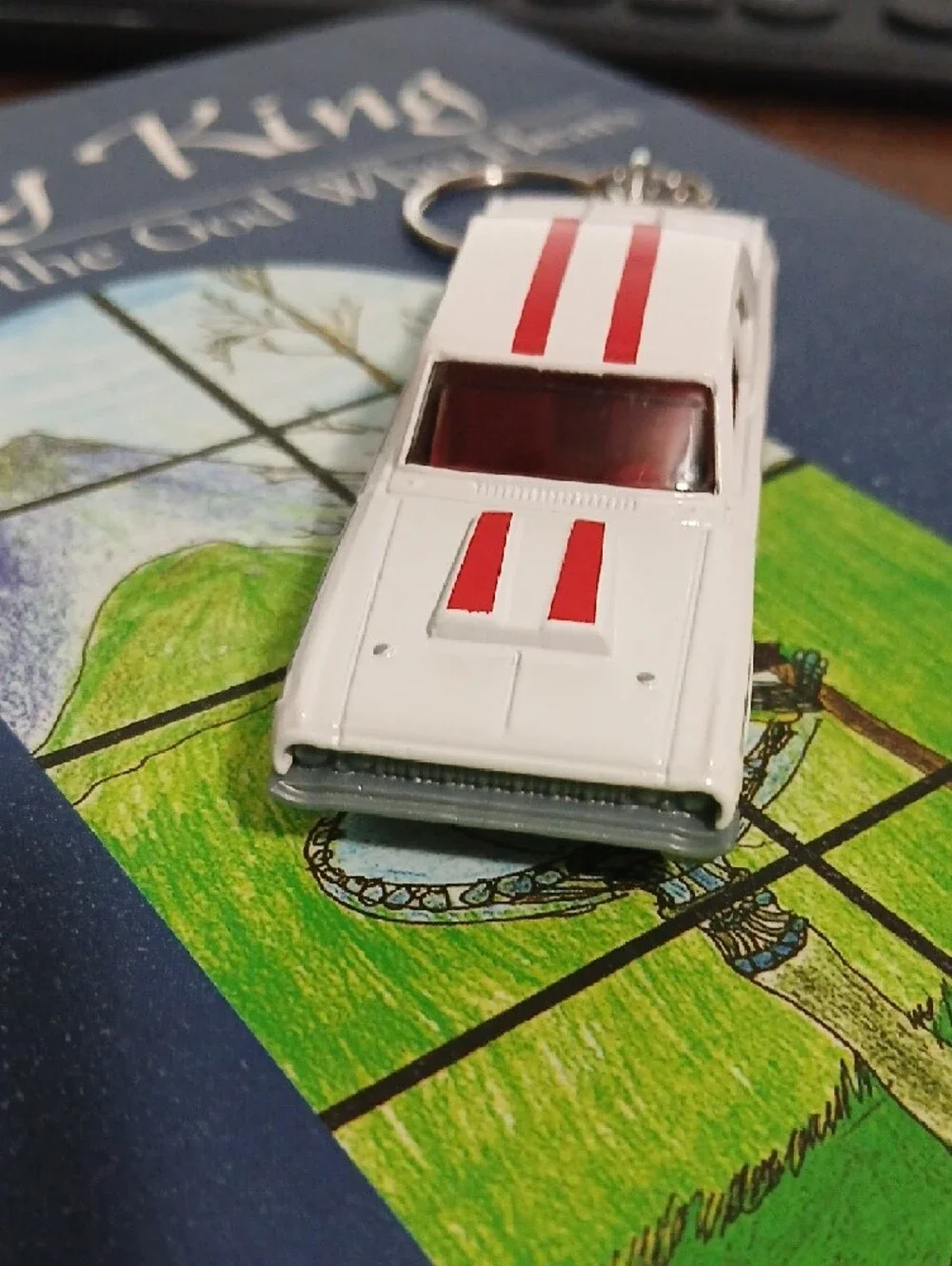 Keychain 64 Dodge 330 Hot Wheels White 330 Diecast - Red Accent